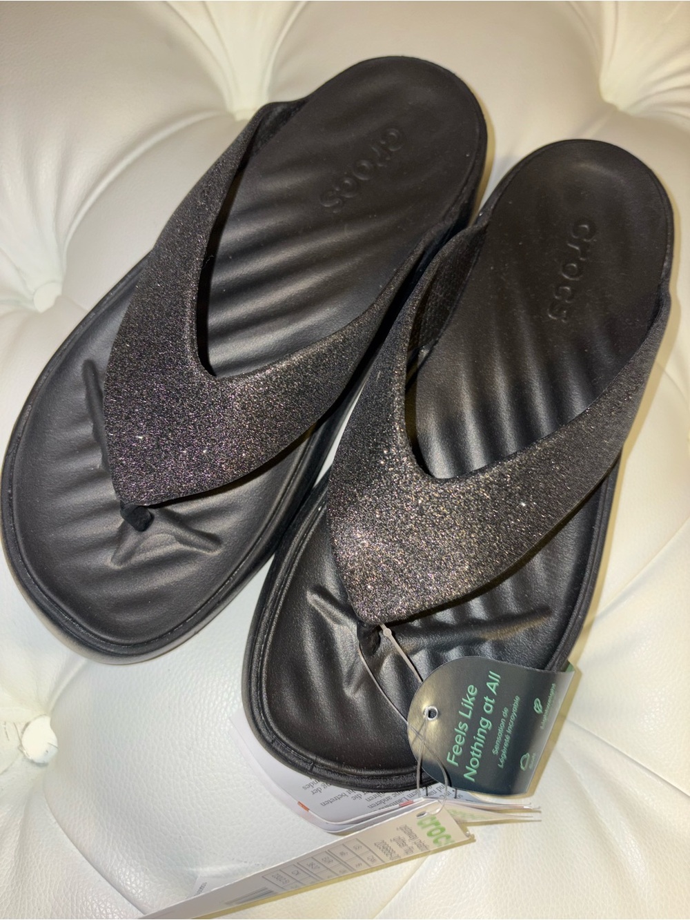 NWT Black Crocs Getaway Platform Glitter Flip Sandals 6